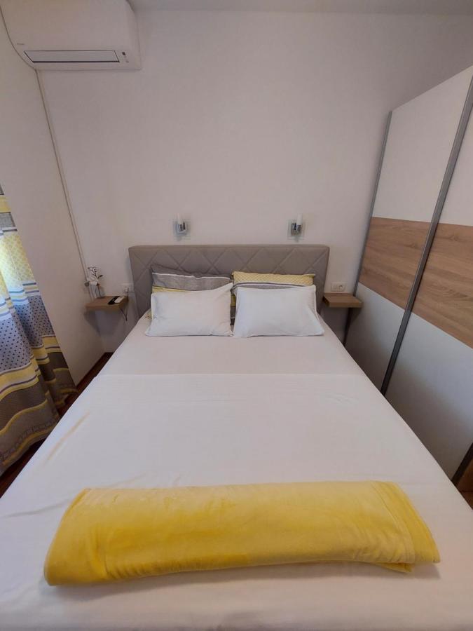 Rooms Nevenka Novi Vinodolski Esterno foto